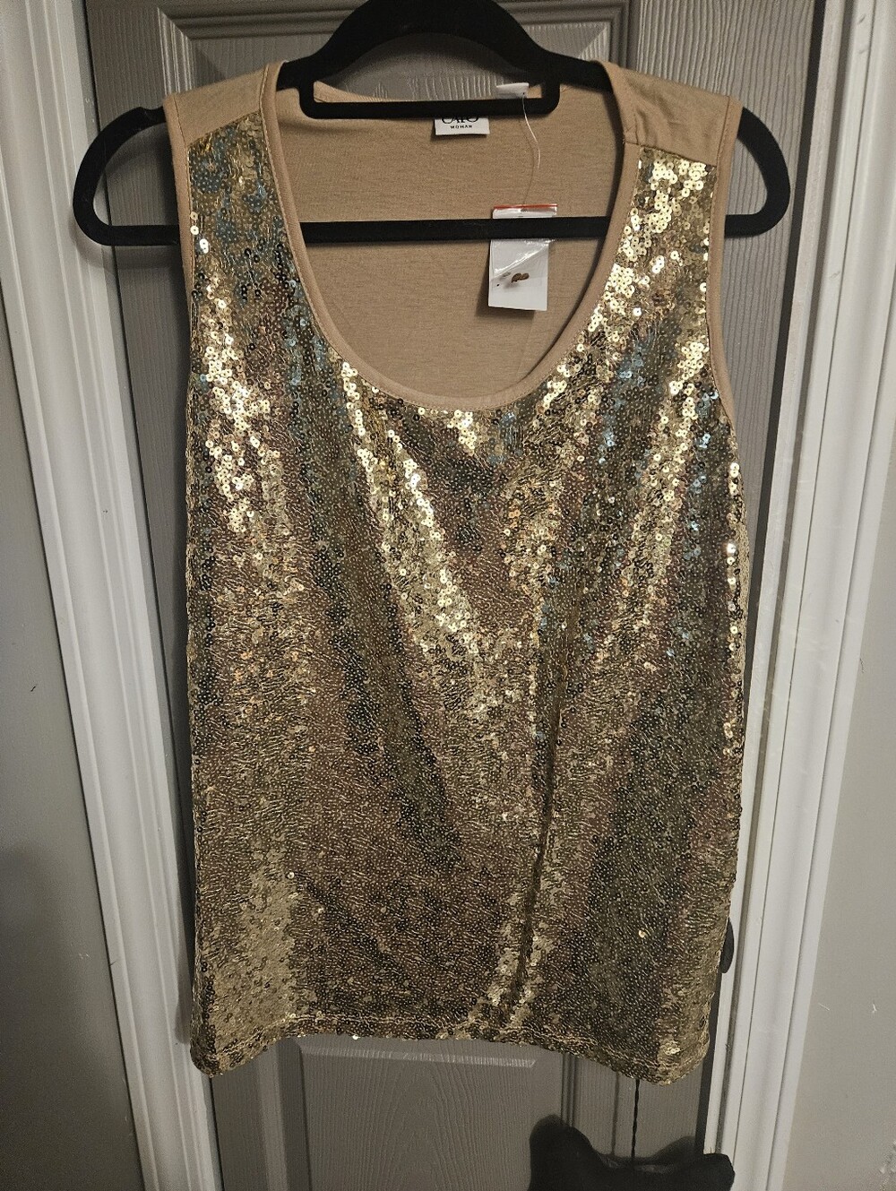 BRAND NEW ** Sequin Scoop Neck Tank Top - Gold
